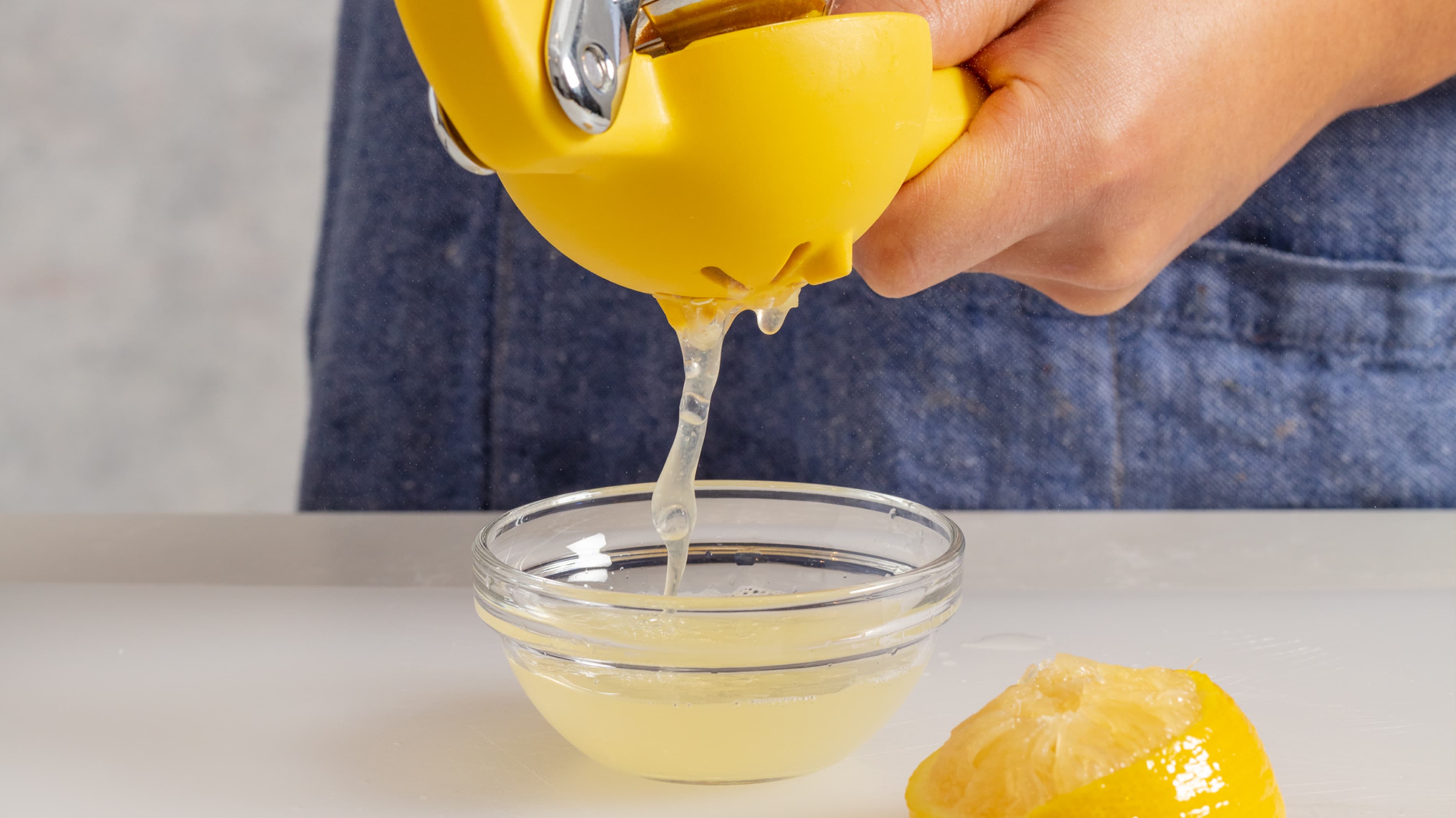 Fresh squeezed lemon juice shop